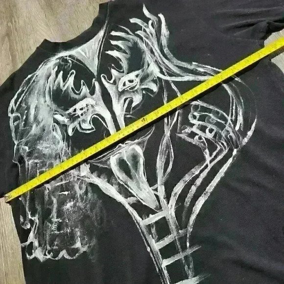 Vintage 90s Goth style  hand-painted Gene Simmons from Kiss rock band t-shirt - Picture 12 of 14